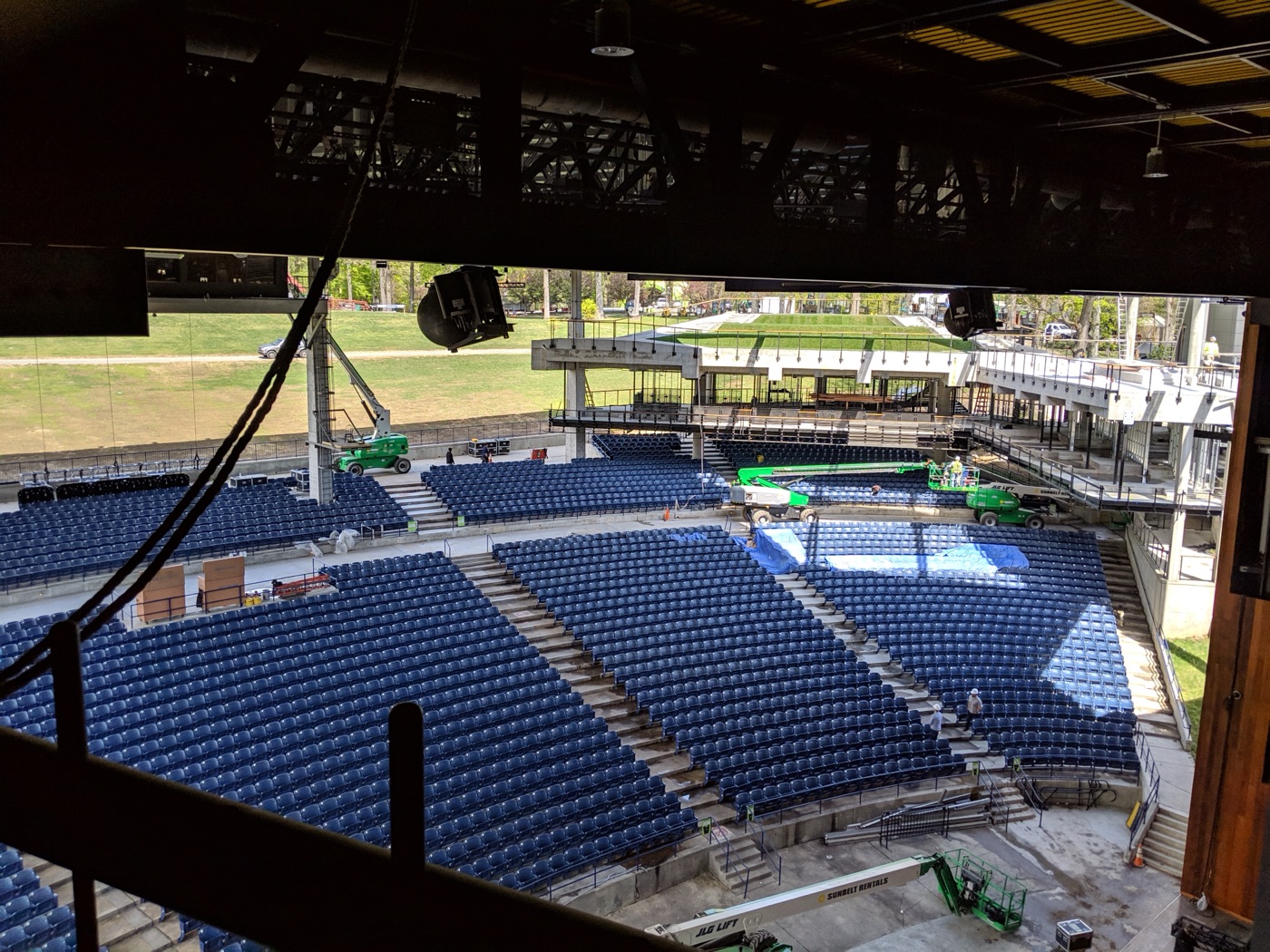 DAS and 5G work for Verizon Wireless at Merriweather